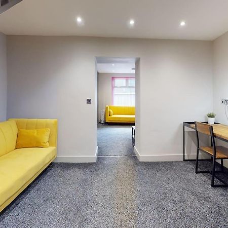 Neat Retreat Graig Pontypridd Villa Dış mekan fotoğraf